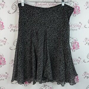 Vamp skirt floral pattern, paisley, Elegant Black and White Floral Skirt